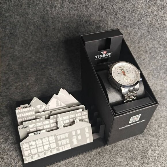 Tissot PRC 200 NBA Chronograph 42mm – Stainless Steel | Pre-owned | Swiss Made - Picture 1 of 7